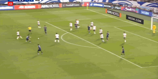 名场面之谢文能生吃远藤航.gif